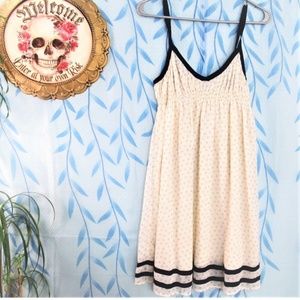 NWOT Ecote Boho Babydoll Flowy Print Mini NWOT